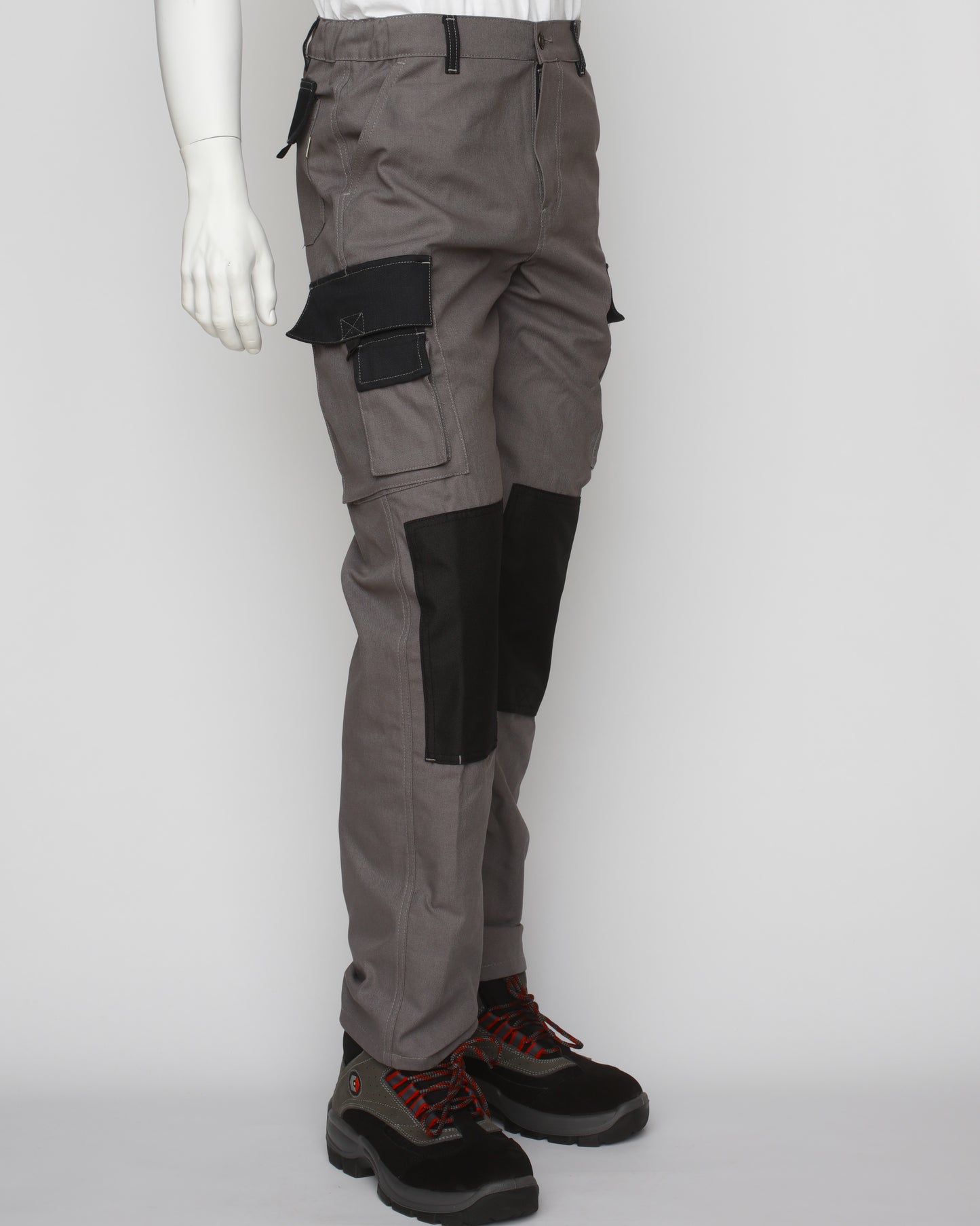 PANTALON MULTIPOCHES GRIS
